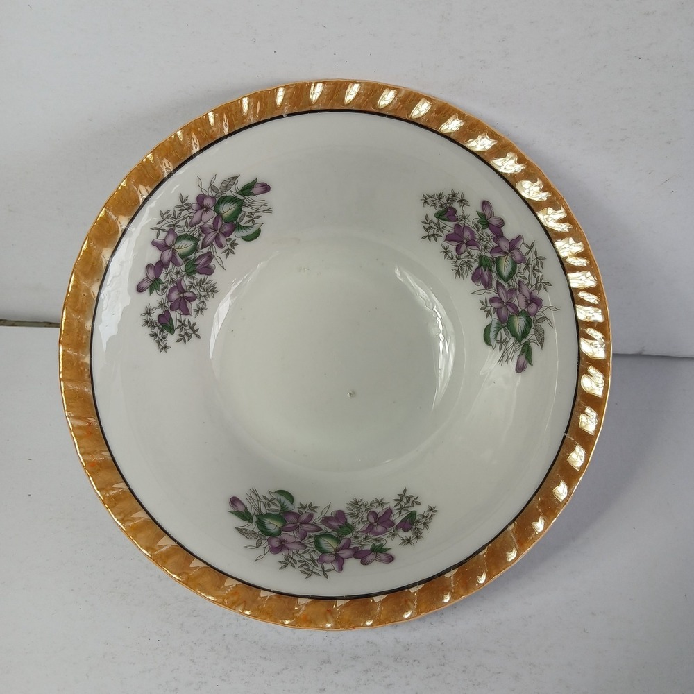 Vintage Yamatsu Lusterware Soup Cereal Bowl Peach Color Trim w/ Purple Flowers